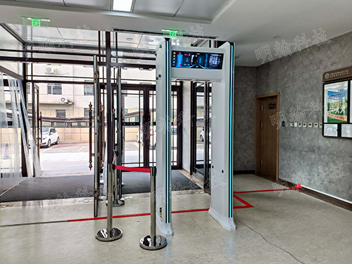 醫(yī)院安檢門